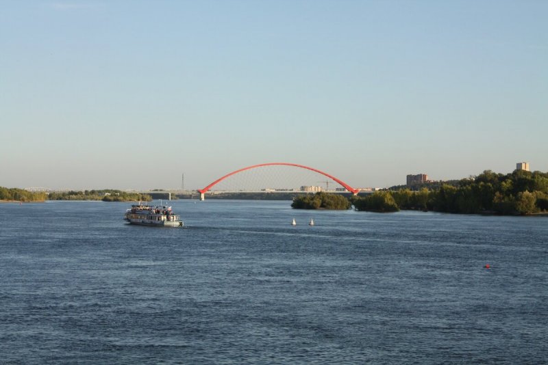 Река Обь в Новосибирске ГЭС
