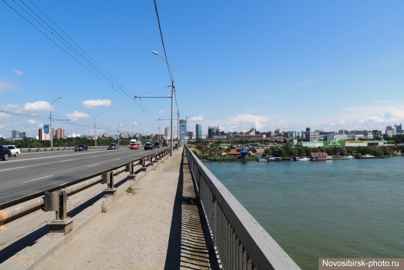 Новосибирский метромост и Октябрьский мост