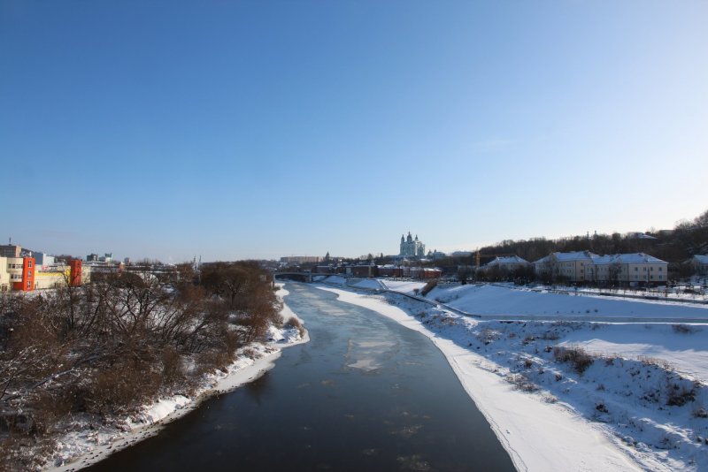 Утренний Смоленск зимой