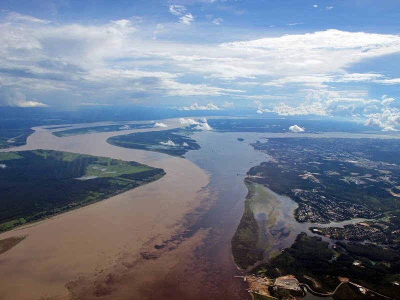 Река Риу негру и Солимойнс