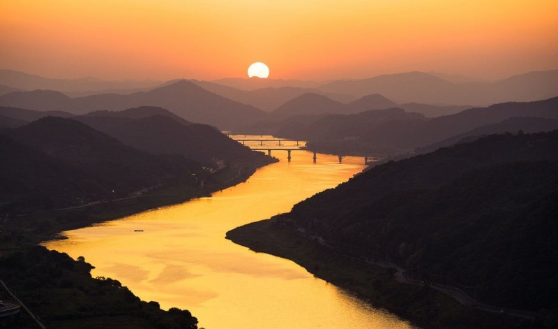 Река чанджинган Корея