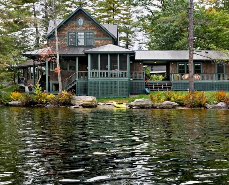 Домик в Вермонте у озера