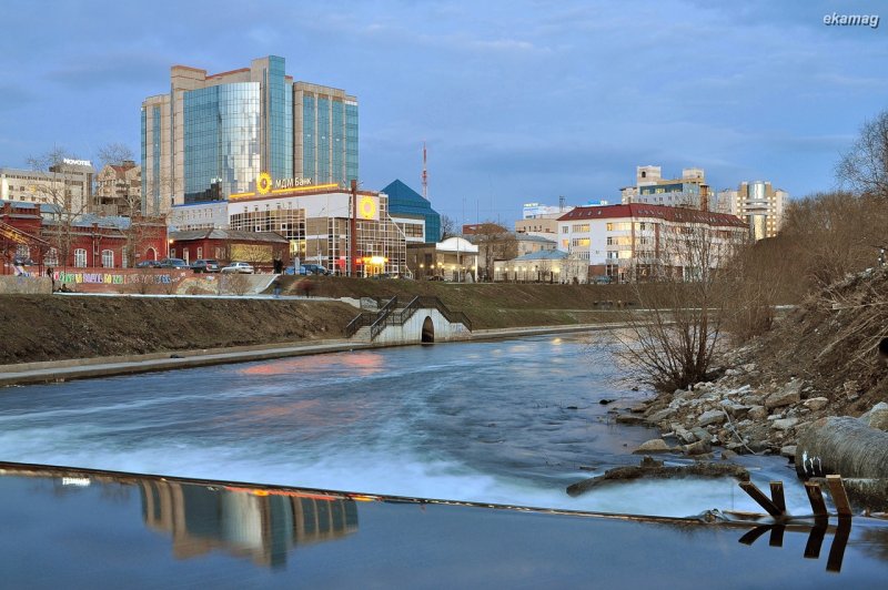 Река Исеть зимой Екатеринбург
