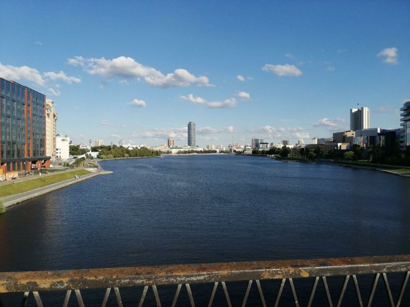 Екатеринбург Свердловская область река Исеть