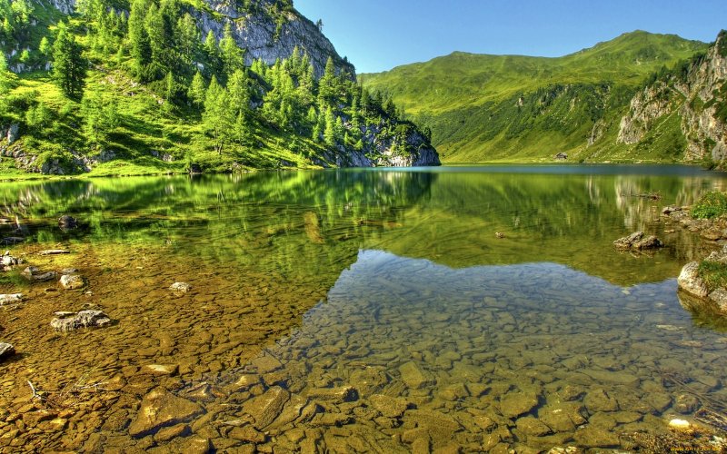 Горное озеро в Башкирии