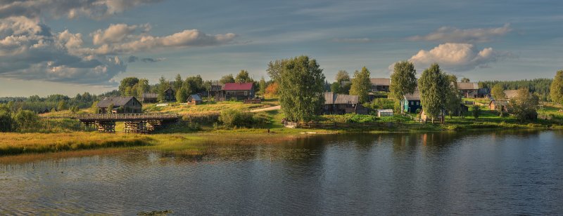 Деревня Усть река Карелия