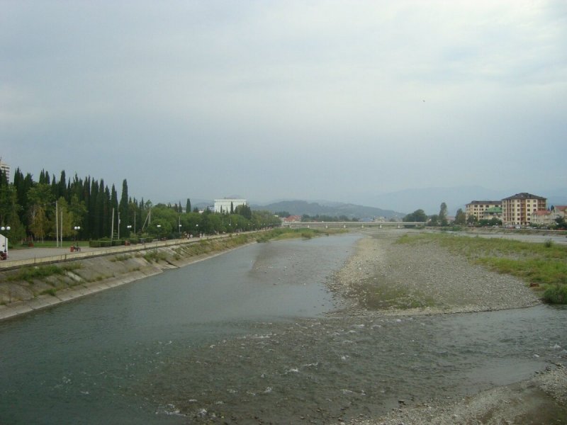 Река Мзымта в Адлере