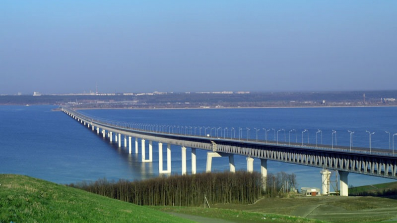 Президентский мост через Волгу в Ульяновске