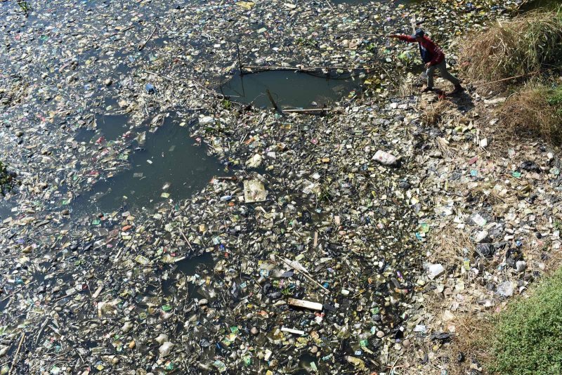 Индонезия мусор
