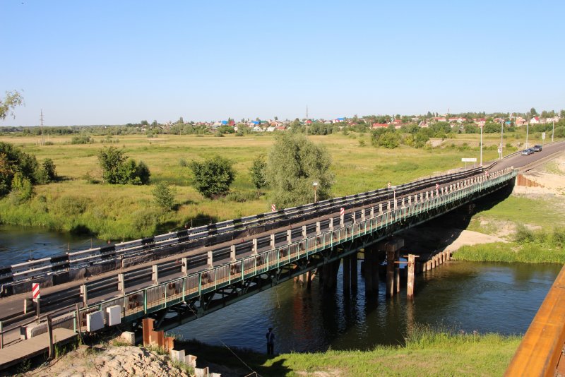 Река ворона Тамбовской области на мосту