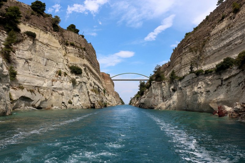 Река Вьоса в Албании