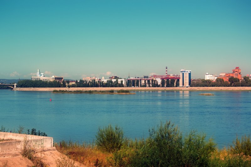 Город Братск река Ангара фото
