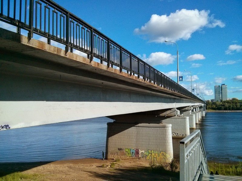 Мост через реку Кама в Перми