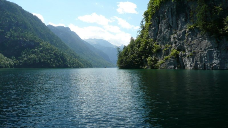 Телецкое озеро горы