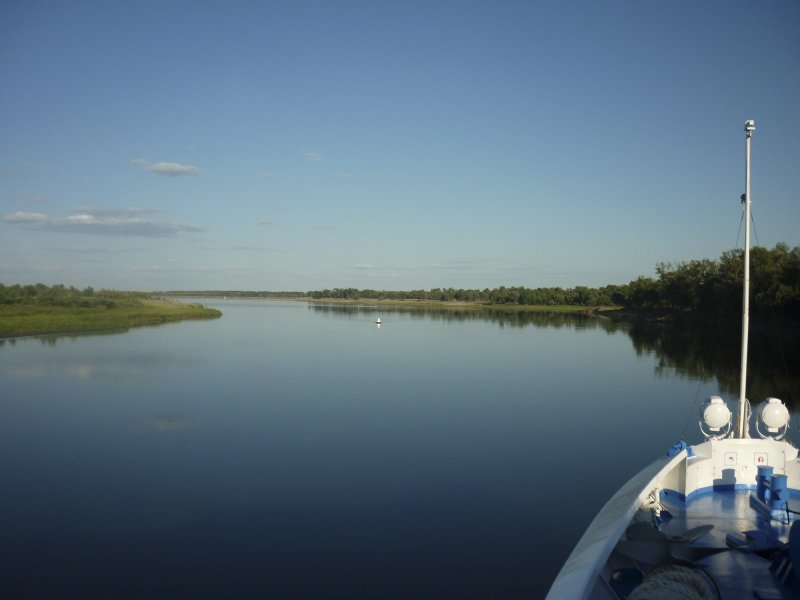 Поднятая река Волга Астрахань