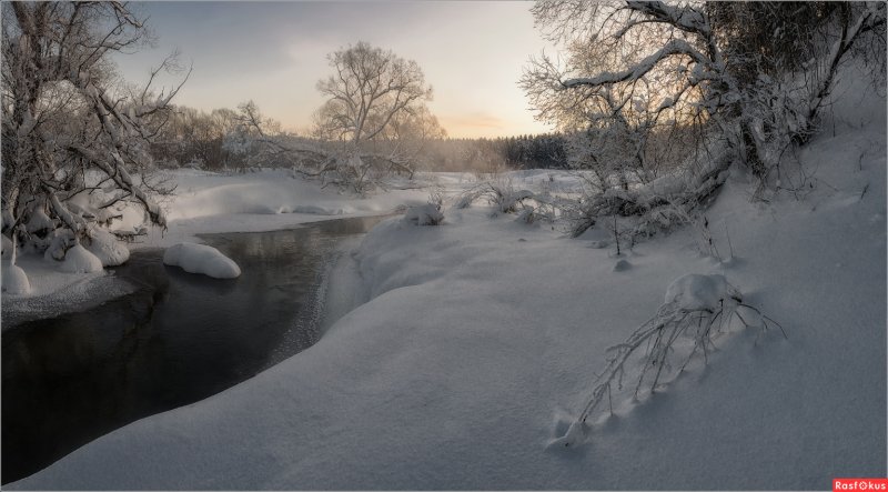 По беркгам замерзающих рек снен г