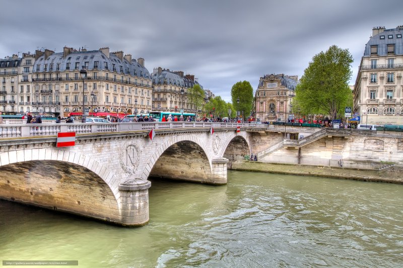 Мост Святого Михаила Париж