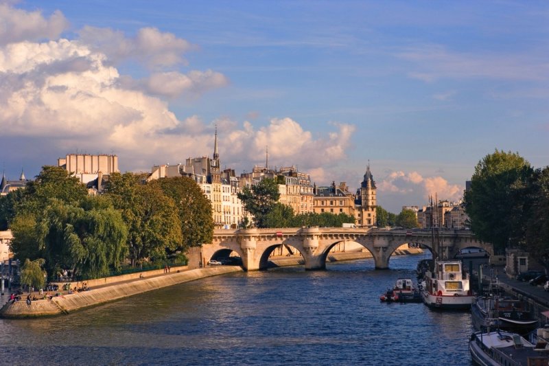 Сена река во Франции и Прага