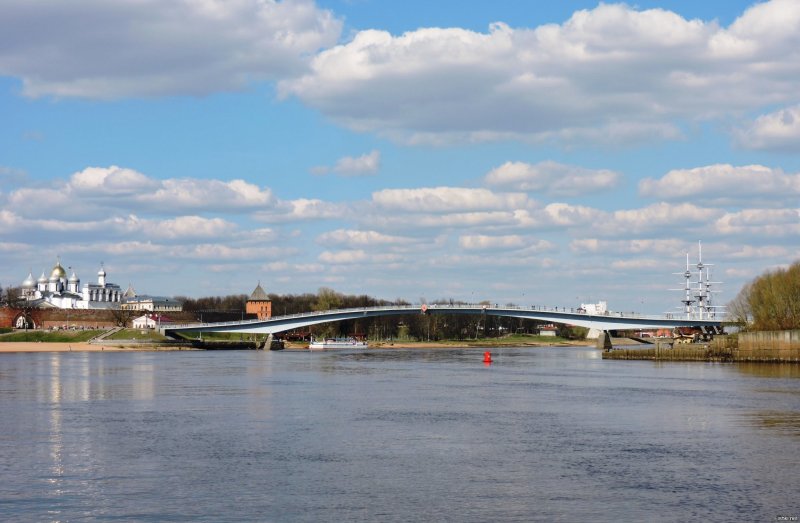 Великий Новгород мост через реку Волхов