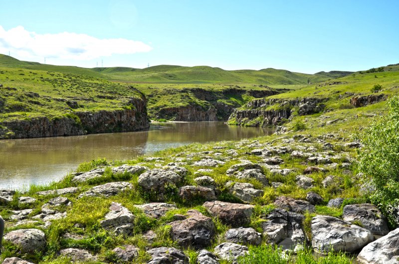 Водопады и горные реки Армении