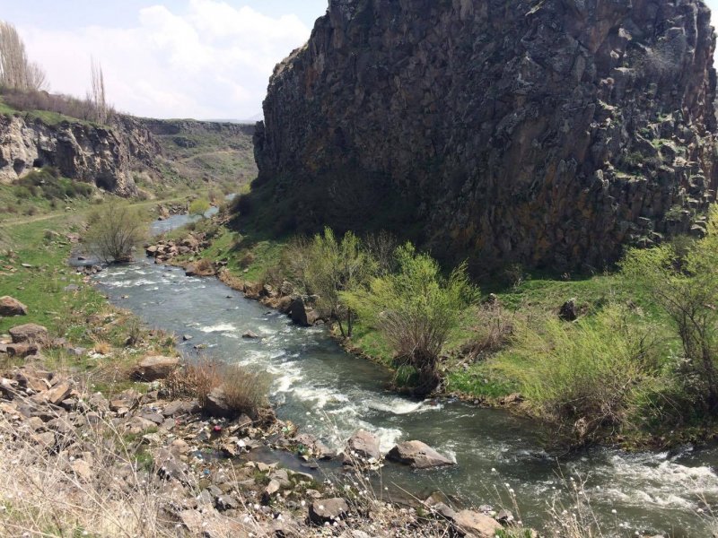 Река Раздан в Ереване