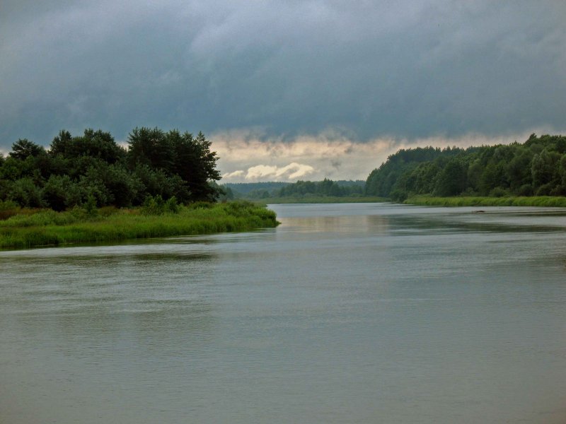 Крупная река в Белоруссии Неман