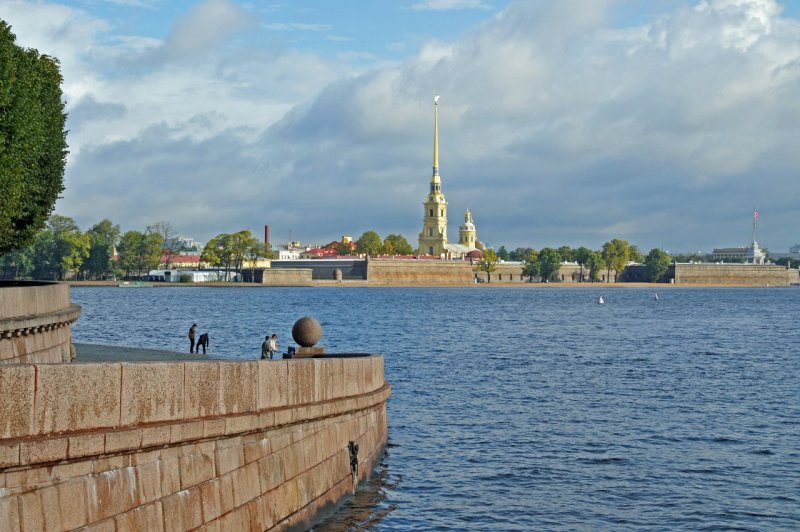 Берег реки Невы Петербург