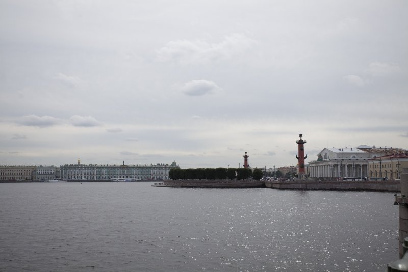 Берег реки малая Нева Санкт Петербург
