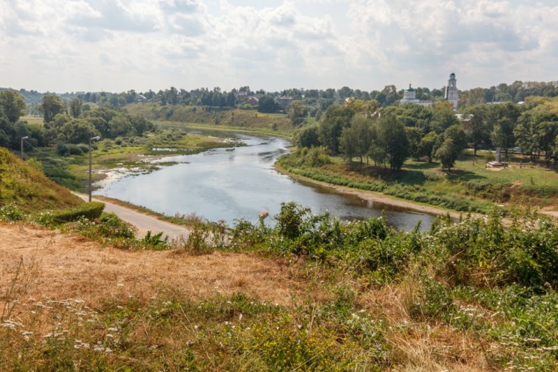 Река Волга во Ржеве