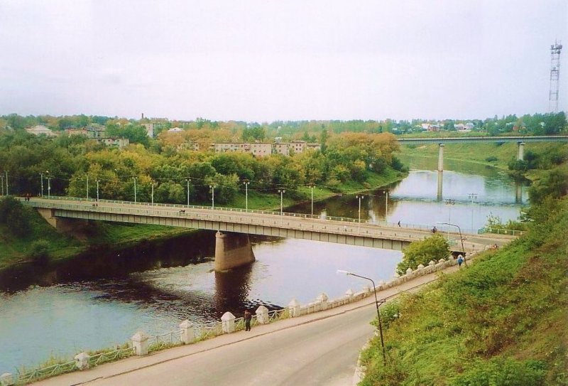 Красноармейская набережная Ржев новый мост