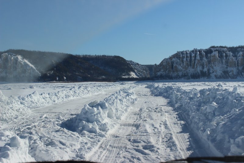 Замерзшая река Лена