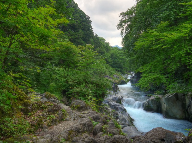 Река Исикари в Японии