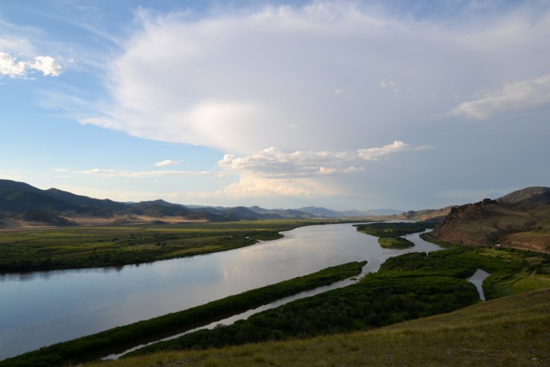 Река Баргузин в Бурятии