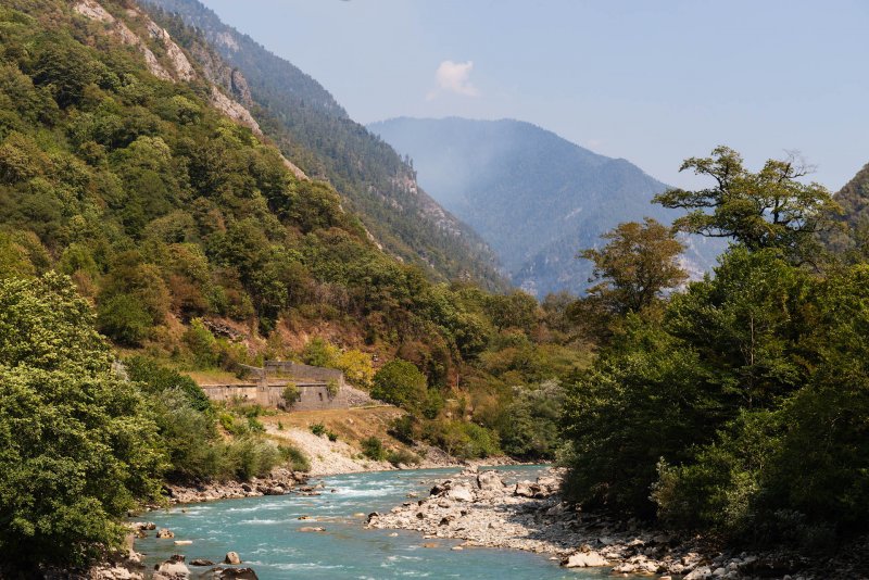 Самая длинная река в Абхазии Бзыбь