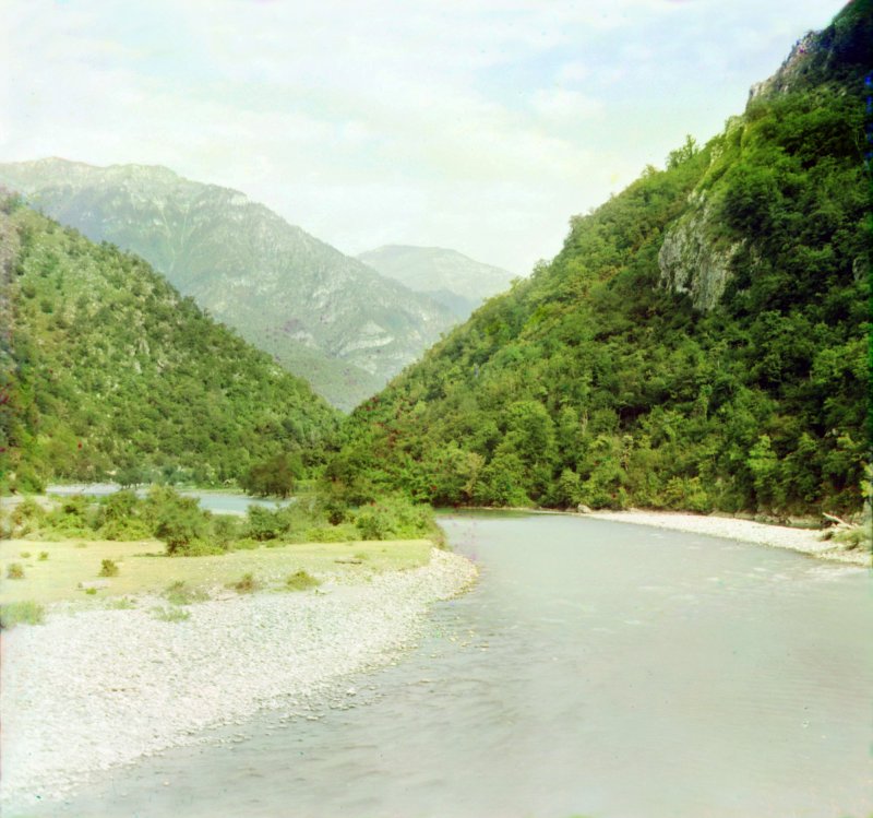 Исток реки Бзыбь