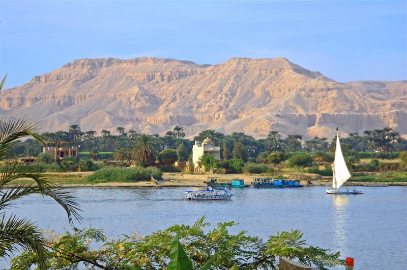 Река Нил в Египте Луксор