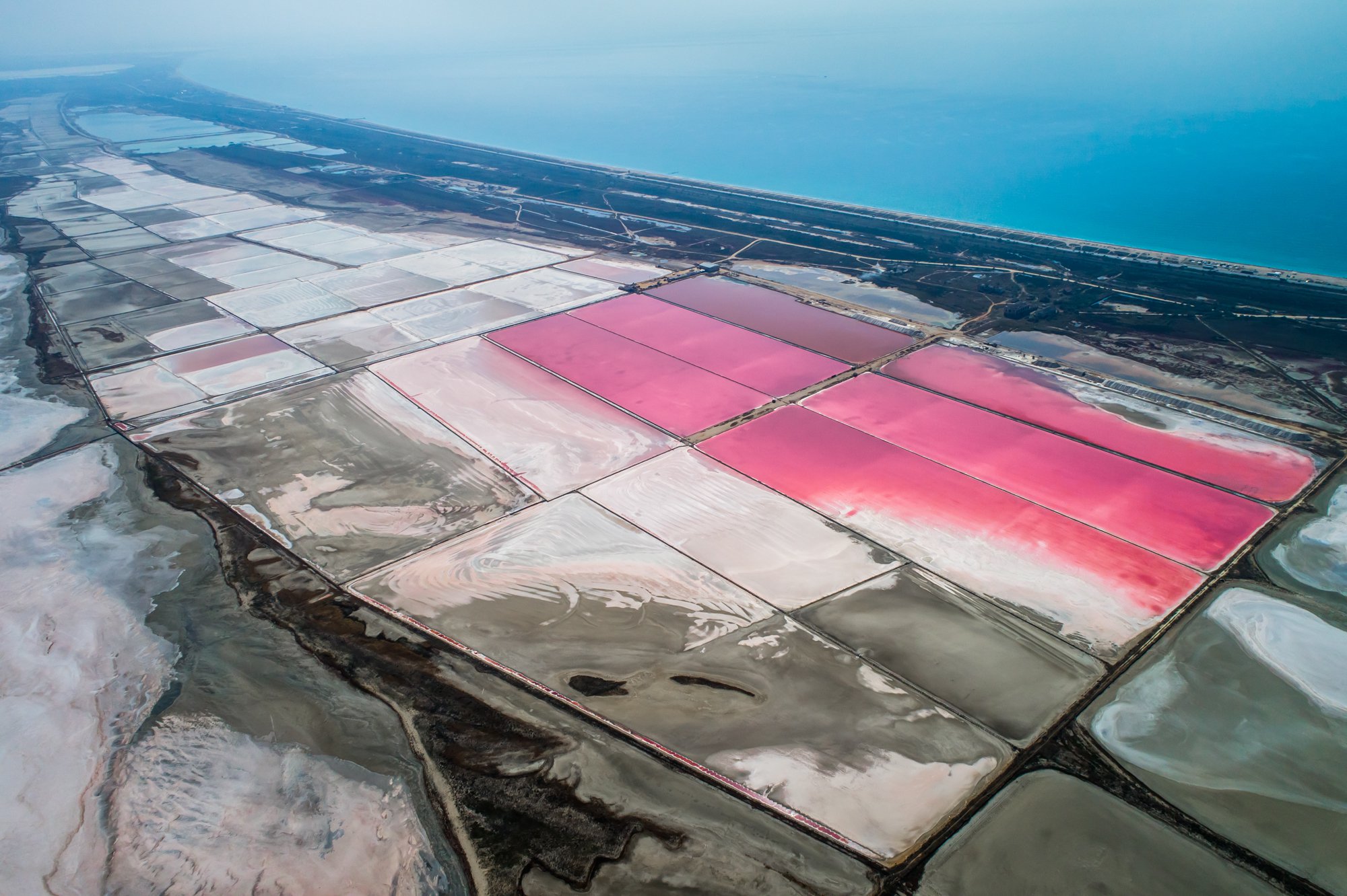 Розовое озеро в евпатории фото