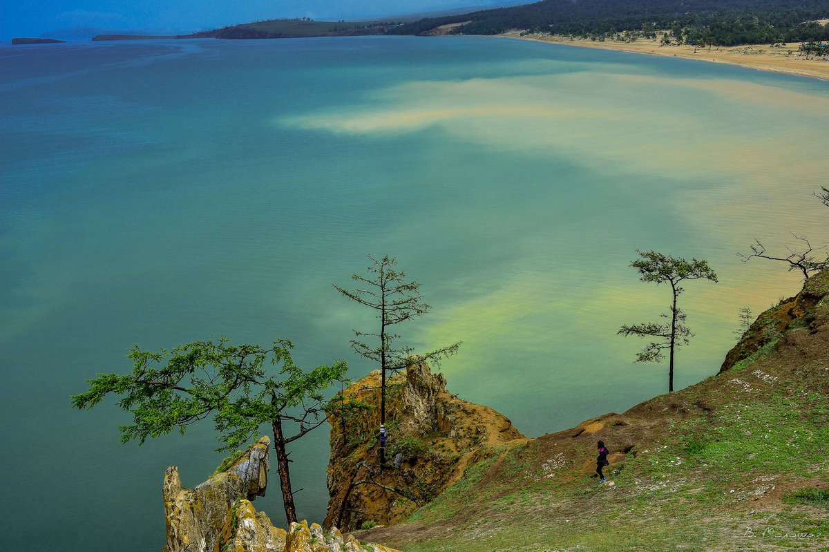 Байкал это гигантское озеро его называют. Озеро Ольхон на Байкале. Озеро Нурское Ольхон. Озеро Ханхой на Ольхоне. Остров Ольхон на Байкале сверху.