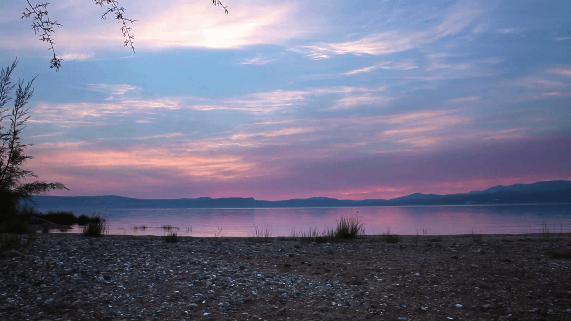 Генисаретское озеро на закате