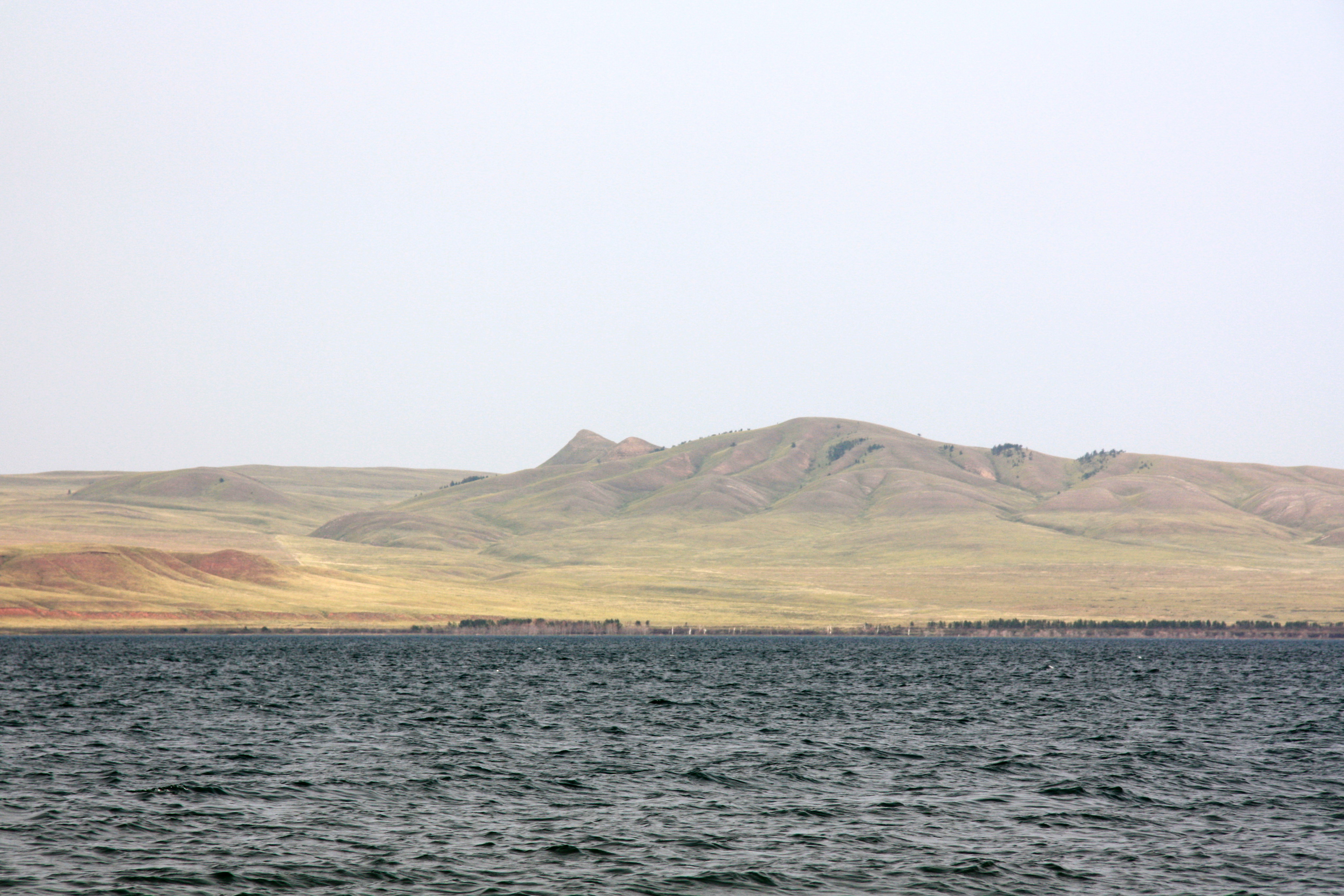 Сайт озеро шира. Озеро Шира Хакасия. Озеро белё Хакасия. Абакан озеро Шира. Озеро Шира осенью.