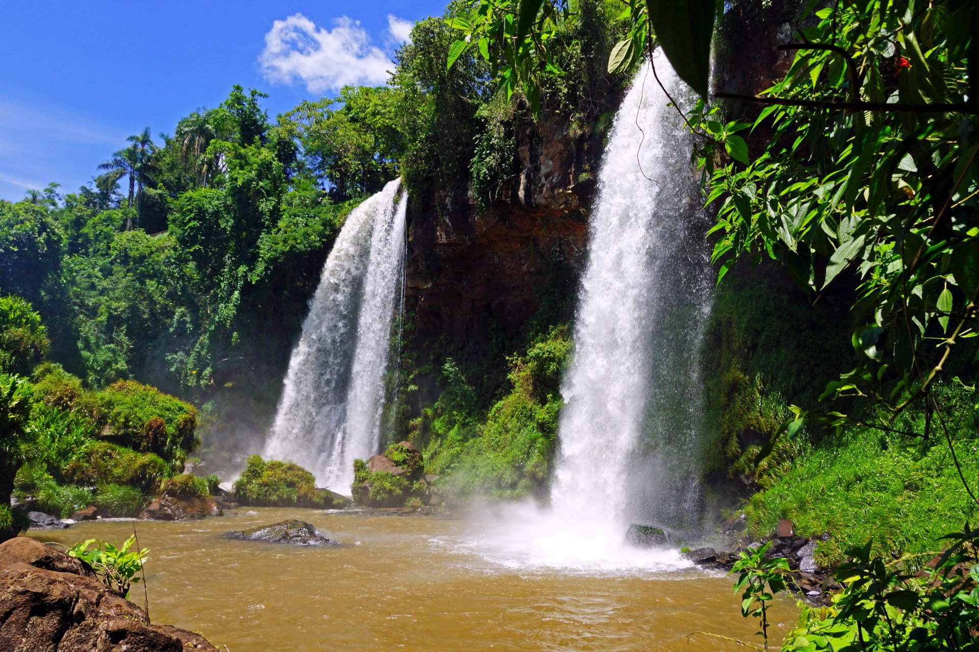 Водопады Матанико Соломоновы острова