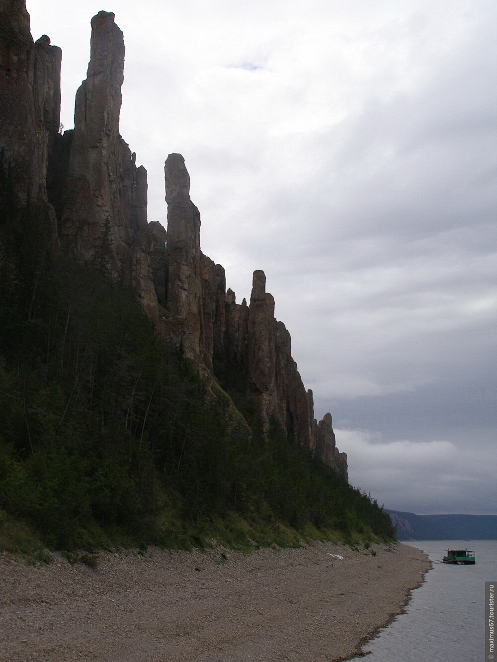 Каменные столбы в Якутии