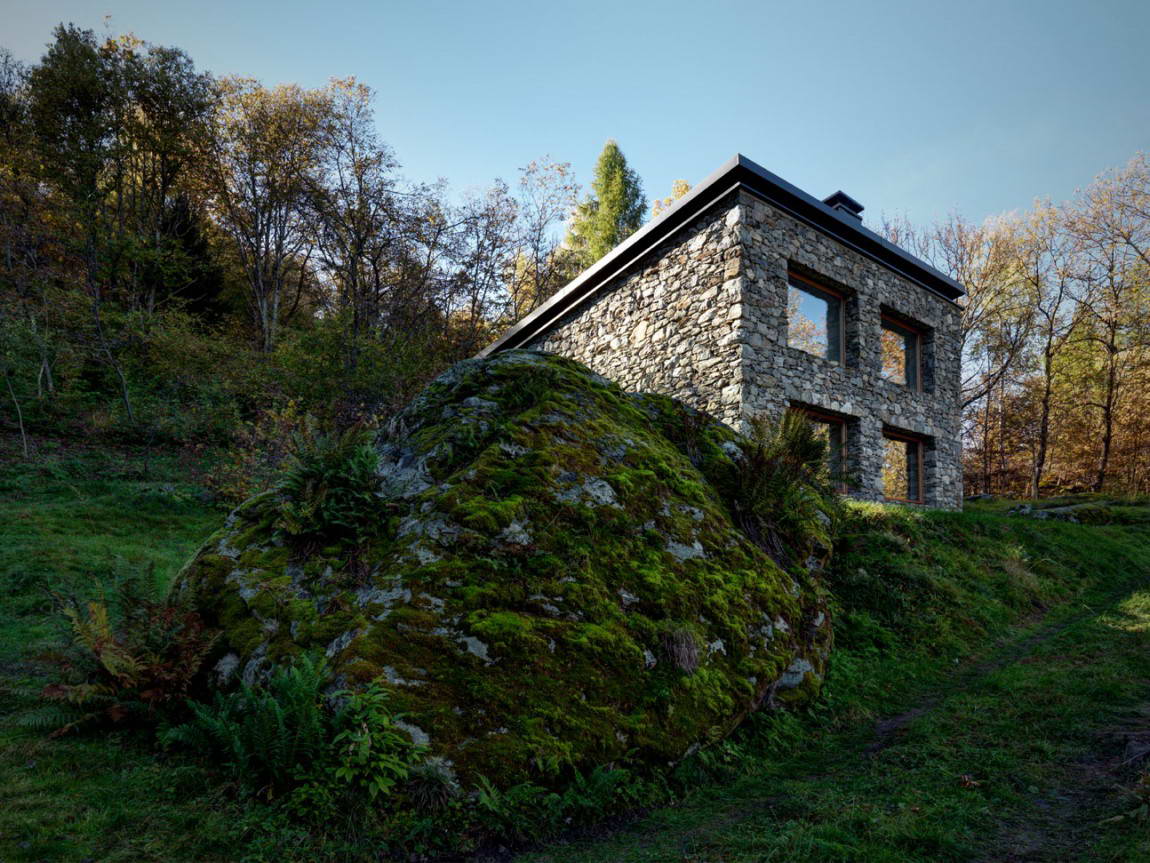 Вальхейм дом из камня