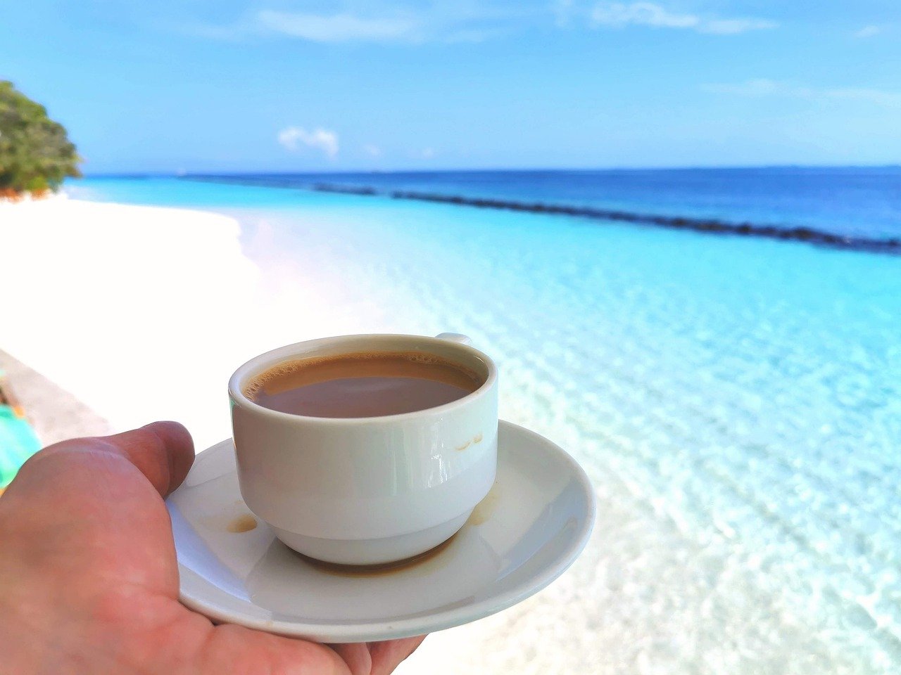 Доброе утро море пляж кофе