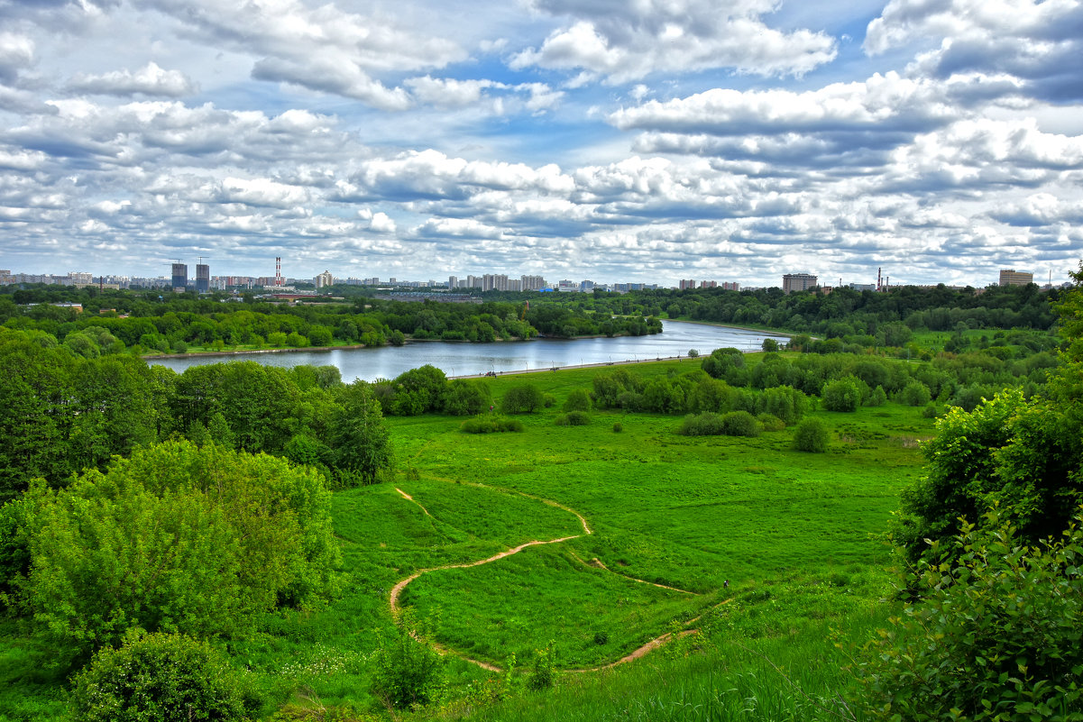Москва река Коломенский парк