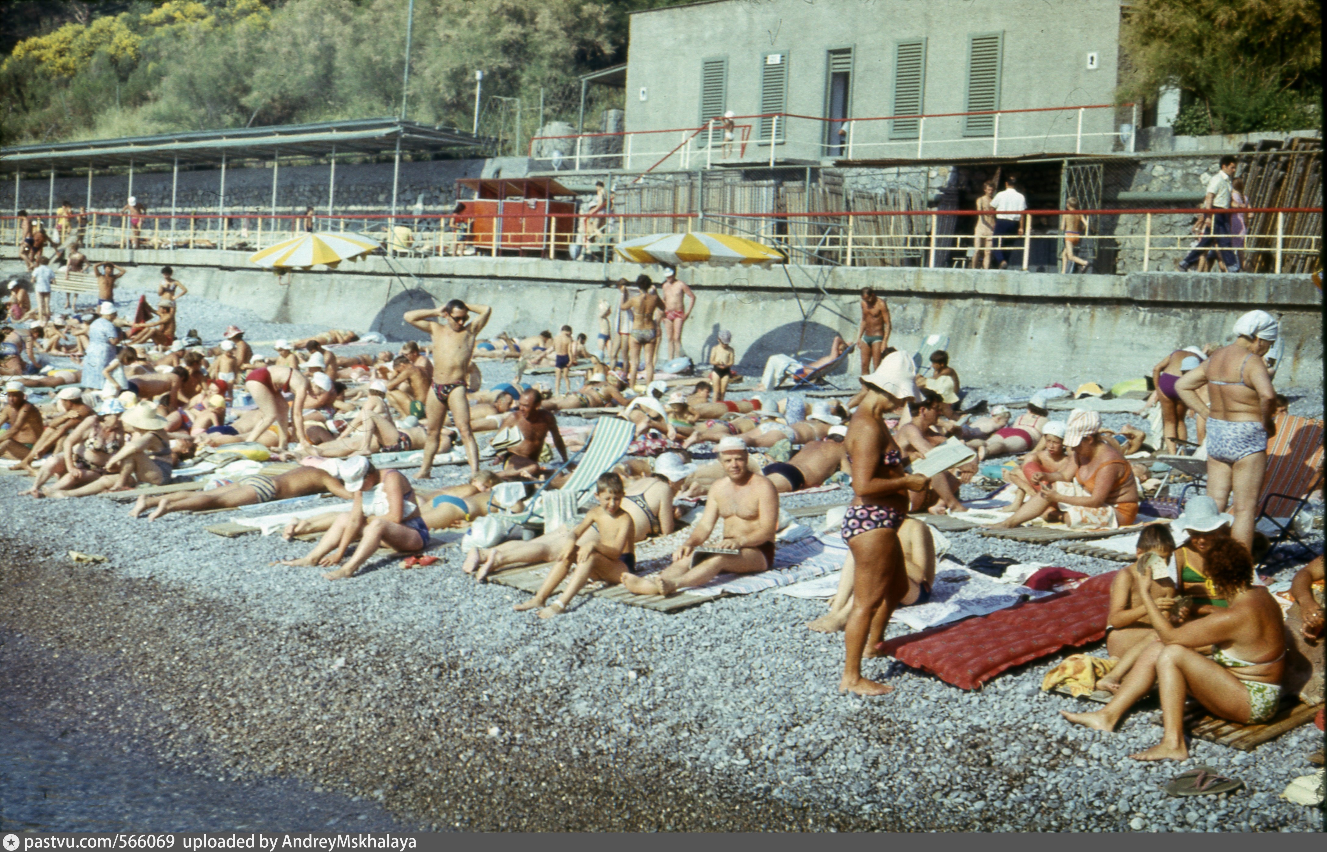 Пляж Ялта 1970 год