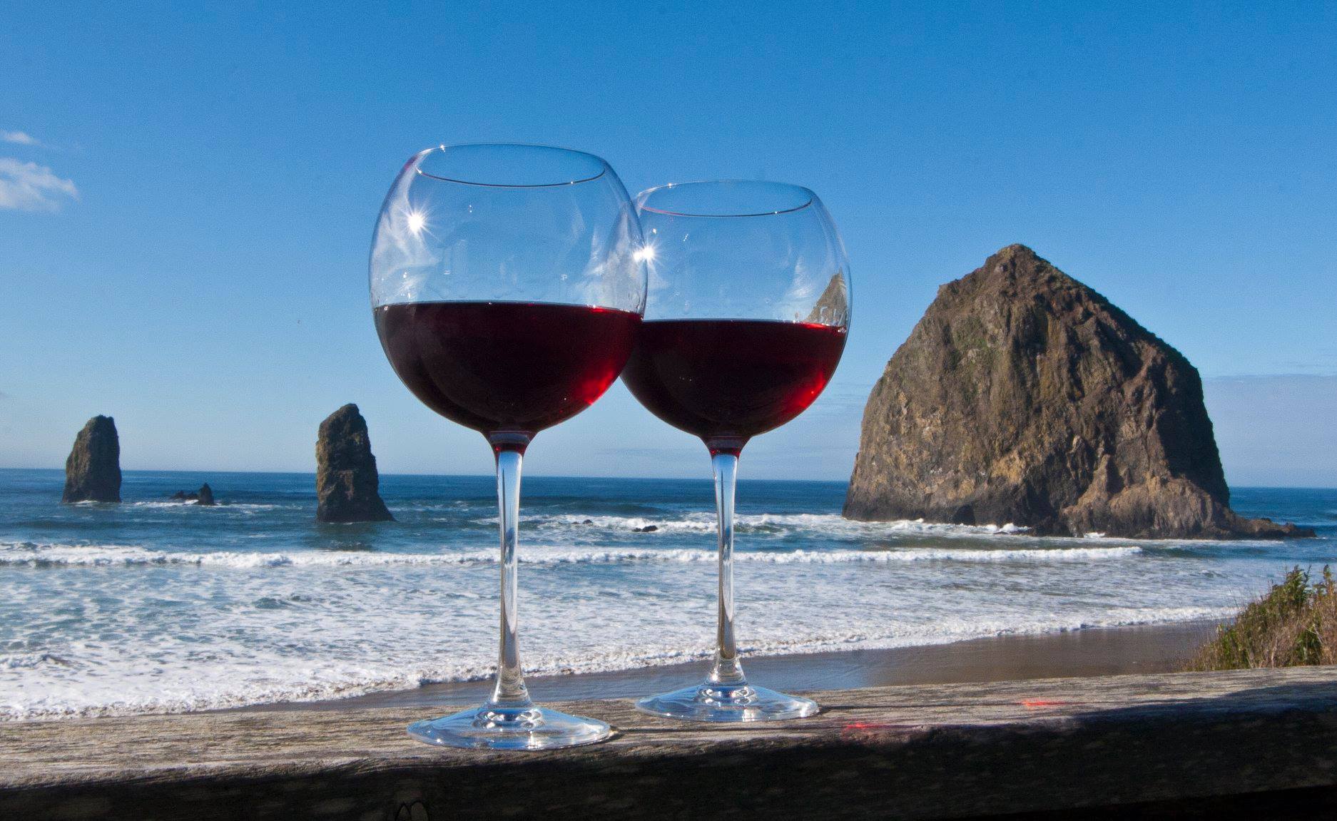 Вино на пляже фото
