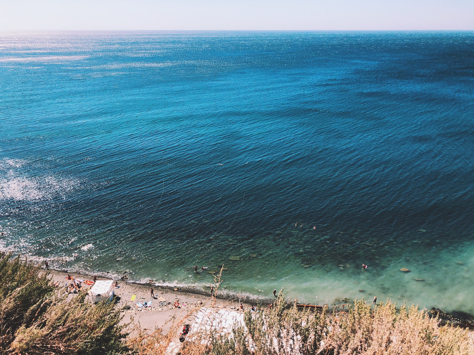 на пляжах черного моря