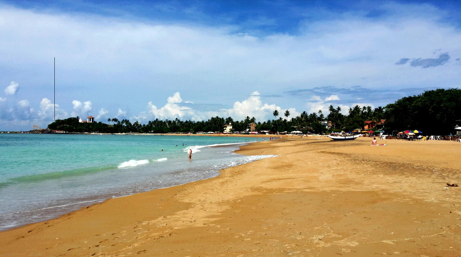 Погода в унаватуне шри. Унаватуна Шри Ланка. Пляж Унаватуна Шри Ланка. Унаватуна Шри Ланка отели с пляжем. Тартл Бич Унаватуна.