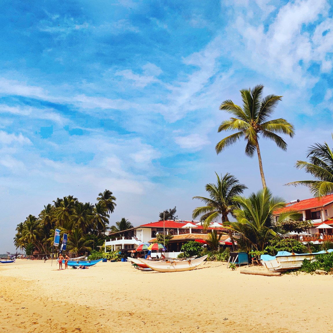 Пляж хиккадува шри. Хиккадува Шри Ланка. Пляж Хиккадува Шри Ланка. Хиккадува Бич. Hikkaduwa Beach Шри Ланка.